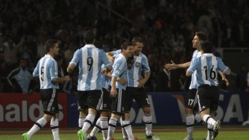 Аргентина в отсутствии Агуэро обыграла Парагвай