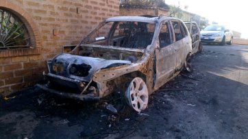 Фанаты «Лацио» сожгли два автомобиля Диаките
