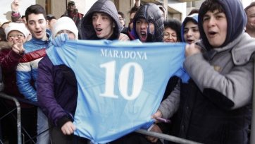 Марадона: Я мечтаю тренировать «Наполи»