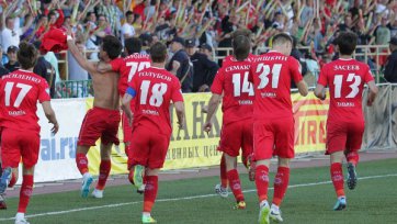 «Томь» побеждает, но покидает Премьер Лигу