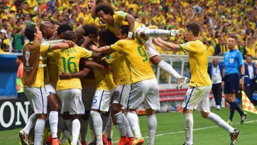 Бразилия не испытала проблем с Камеруном и выиграла группу А