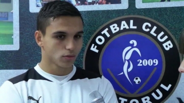 «Челси» подпишет 17-летнего защитника сборной Румынии