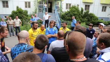 Игроки «Ростова» провели встречу с фанатами