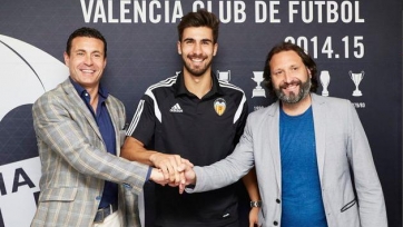 Андре Гомеш стал полноправным игроком «Валенсии»