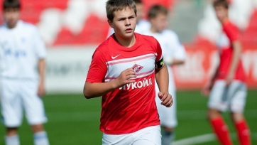 «Аякс» интересуется полузащитником юношеской сборной России