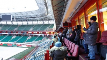 «Локомотив» организовал экскурсию по стадиону для своих юных поклонников