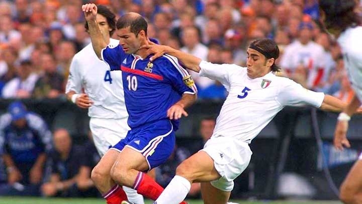 Проклятая эскадра. Финал Евро-2000 Франция – Италия