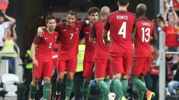 Сборная Португалии забила семь безответных мячей эстонцам