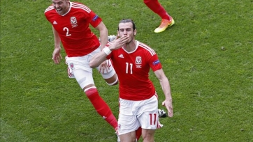 Команда Уэльса стал первой британской сборной, выигравшей свой стартовый матч на ЧЕ