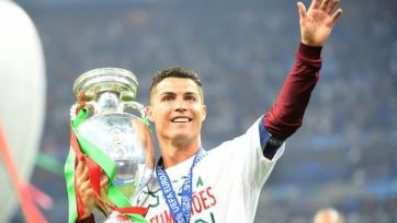 Роналду отдал все деньги за победу на Евро-2016 на благотворительность