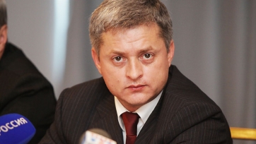 Ефремов снял свою кандидатуру с выборов в пользу Мутко