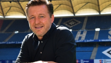 «Гамбург» решил не увольнять тренера после вылета из Бундеслиги