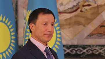«Астана» поздравила президента КФФ