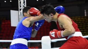 Четыре казахстанских боксера вышли в финалы на чемпионате Азии
