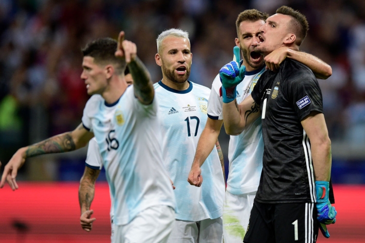 Почему Аргентина выглядит блекло на Кубке Америки