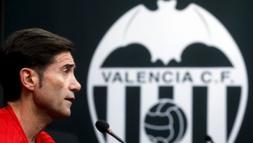 Перед матчами с «Барселоной» и «Челси» президент «Валенсии» решил уволить главного тренера и спортивного директора