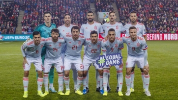 Сборная Испании играет уникальным составом против сборной Норвегии