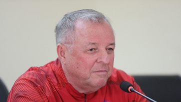 Официально: Тарханов больше не главный тренер «Пюника»