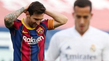 Верон: «Игра в «Барселоне» переходного периода доставляет Месси дискомфорт»