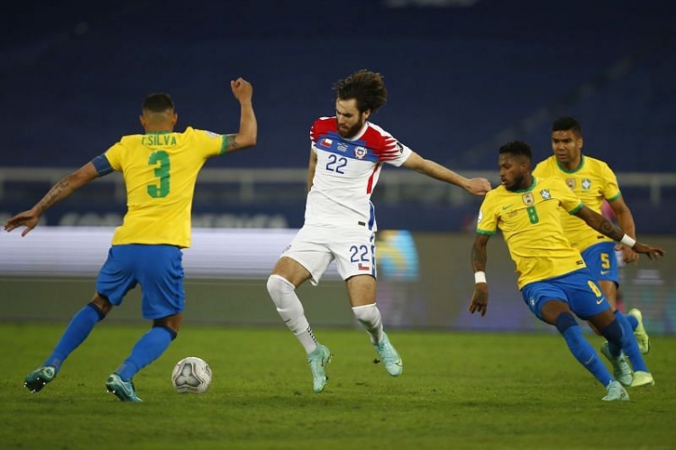 Бразилия – Чили – 1:0. Обзор матча и видео гола