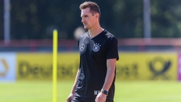 Клозе может возглавить молодежную сборную Германии