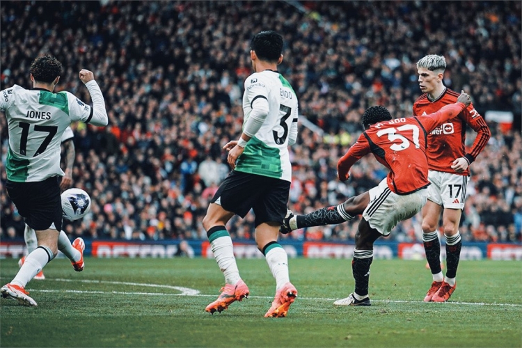 «Манчестер Юнайтед» – «Ливерпуль» – 2:2. Обзор матча и видео голов