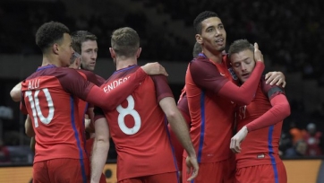 Лидеры сборной Англии хотят, чтобы команду возглавил иностранный специалист